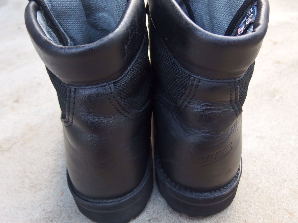 DANNER LIGHT/ダナーライト 黒 90年代製造 黒刺繍タグ ＜私物記録画像 