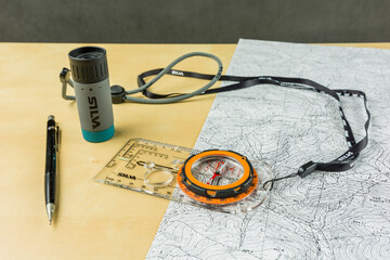 スウェーデン発、歴史を刻み続けるコンパスの代名詞